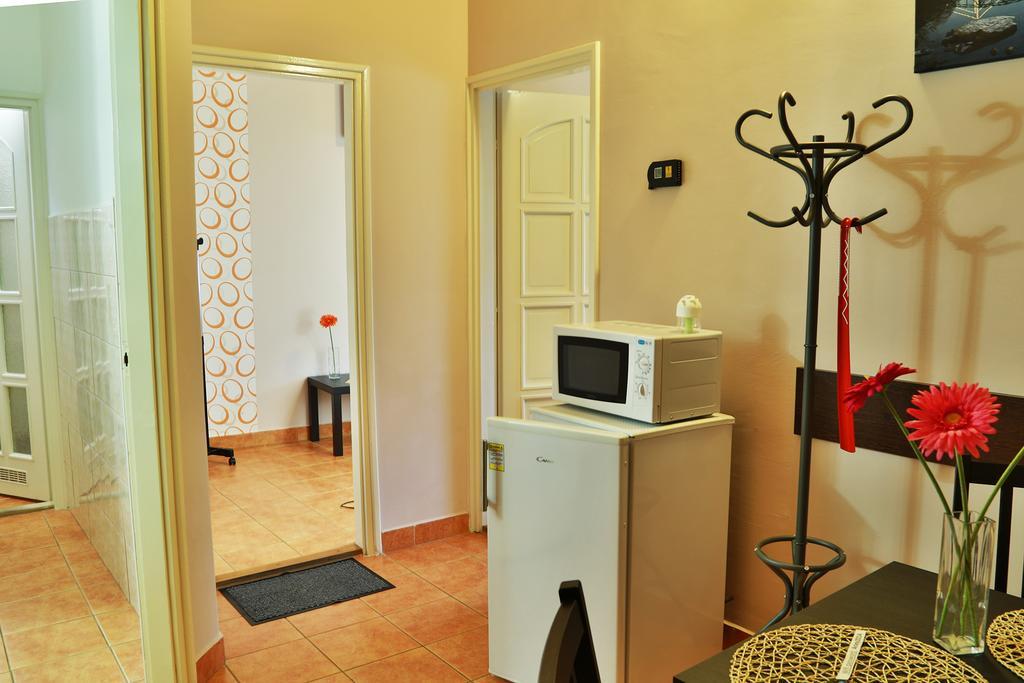 Aranyhid Vendeghaz Hotell Makó Rom bilde